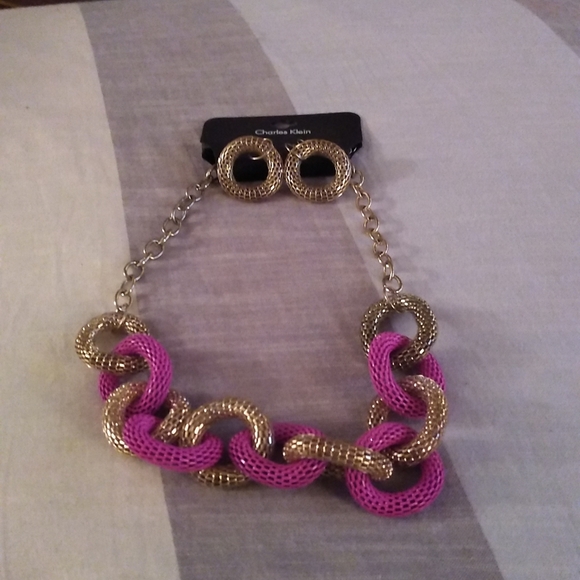 We earring/ necklace st - Picture 1 of 4